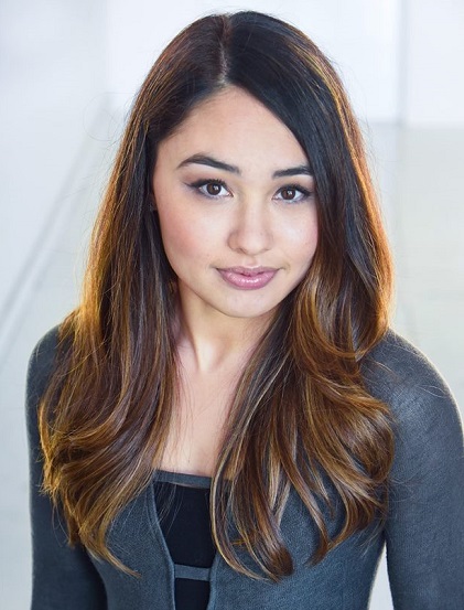 Helen Marion headshot.jpg